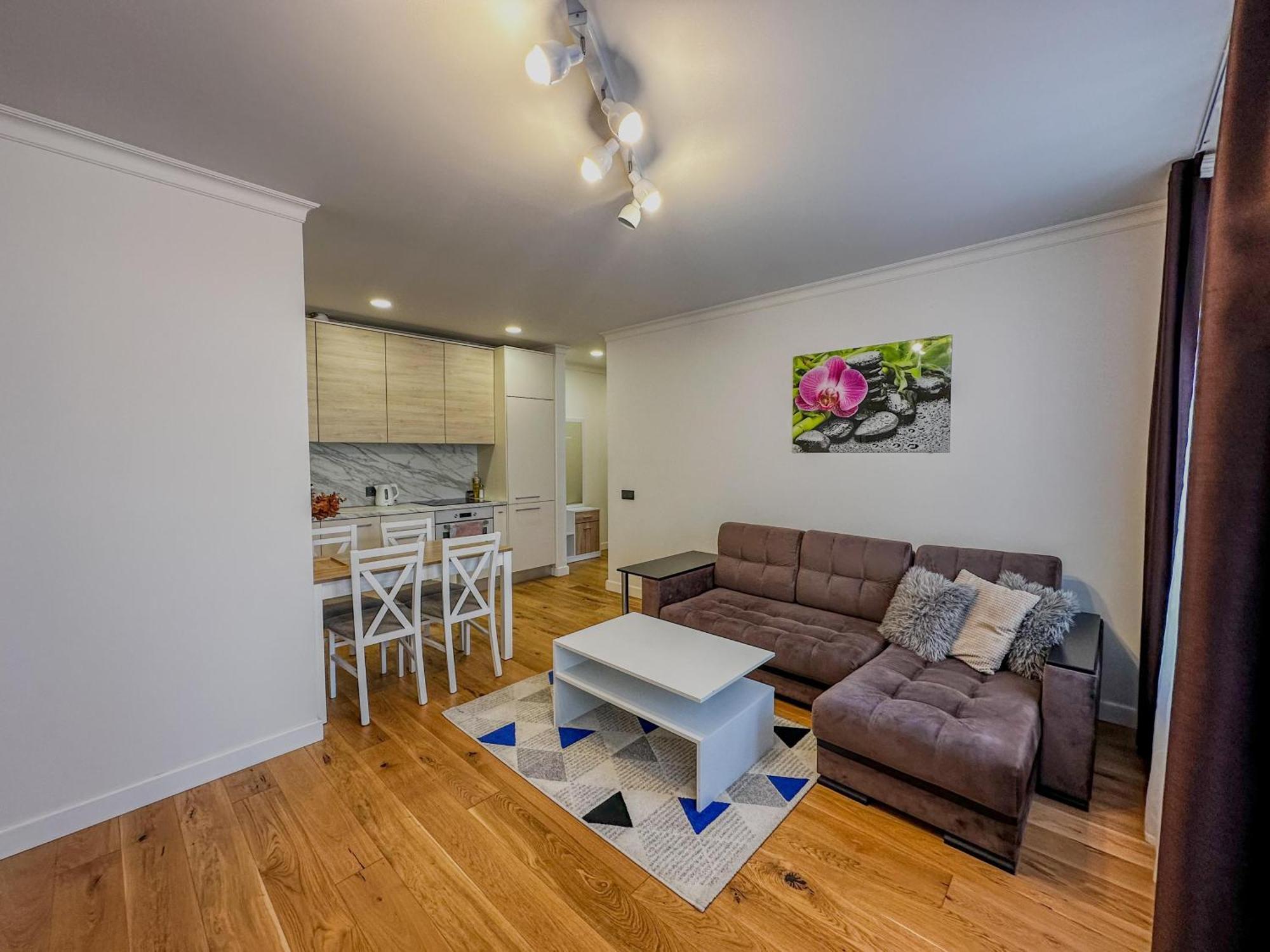 One Bedroom Promenade Apartment Riga Dış mekan fotoğraf