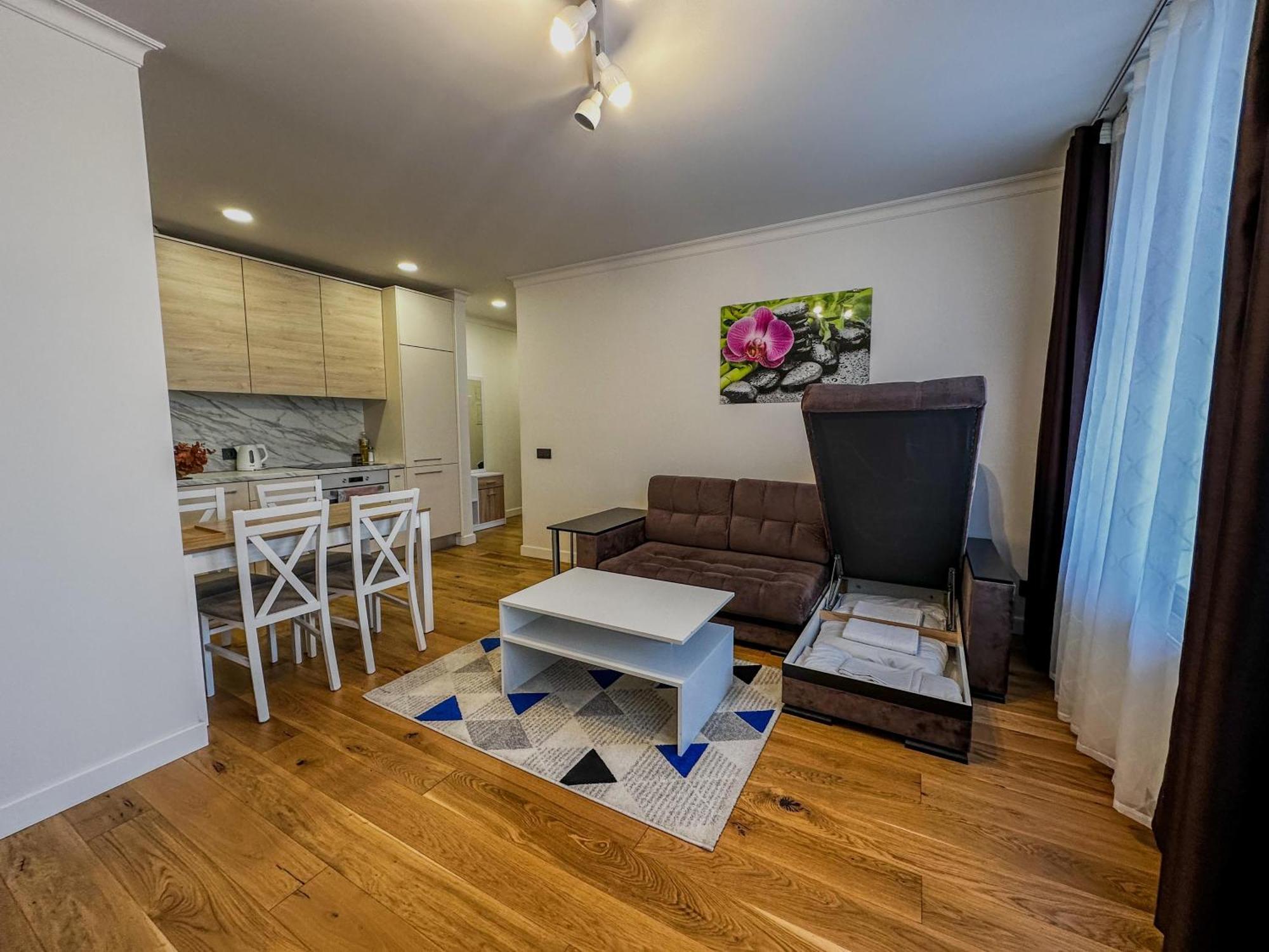 One Bedroom Promenade Apartment Riga Dış mekan fotoğraf